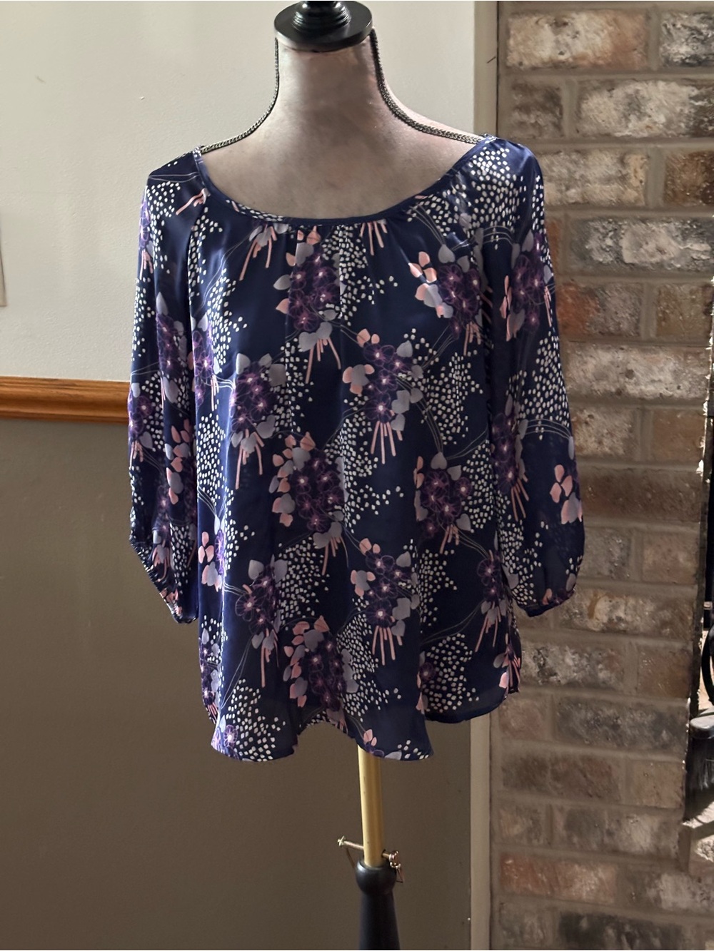 Forever 21 Navy Floral Scoop Neck Blouse